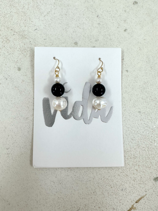 Black and White Pearl Earrings